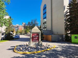 Sterling Towers 2-bedroom condo at 2303-80 Plaza Drive Winnipeg with south-facing balcony