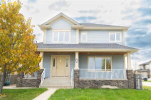 Two-storey Bridgwater Forest home with finished basement and double garage in Winnipeg